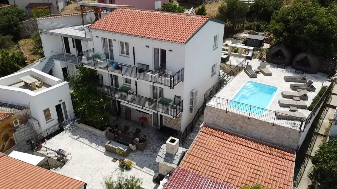 Tisno Resort エクステリア 写真