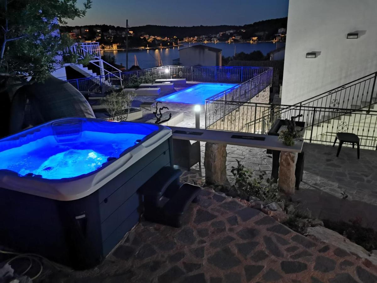 Tisno Resort エクステリア 写真